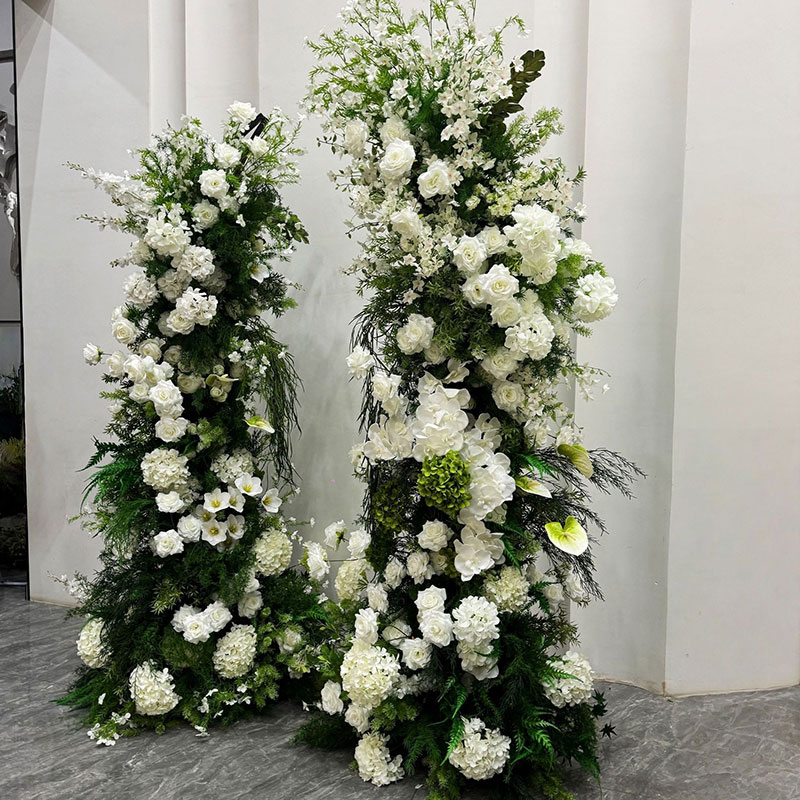 Artificial Horn Flower Swag for Wedding Arch, Faux Floral Arrangement for Ceremony Backdrop, Event Table & Window Display
