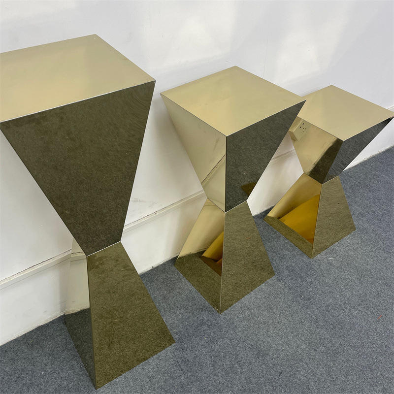 Gold Stainless Steel Base Road Lead Flower Stand, Table Decoration for Party & Wedding