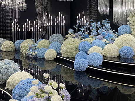 Blue Mist Wonderland: Luxury Blue & White Crystal Wedding Theme for US Planners