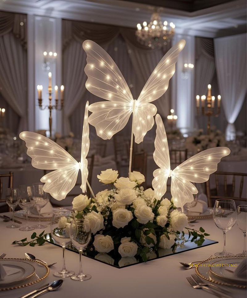 Iron Wedding Lucky Tree with Butterfly & Hydrangea Aisle Lights | Wedding Stage Decor & Event Props