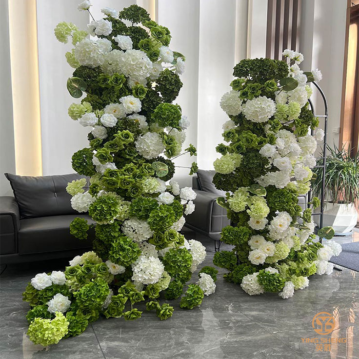 Silk Flower Walls & Runners