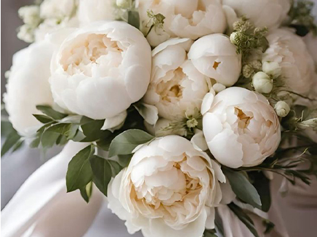 How to Choose a Reliable Artificial Flower Manufacturer for Wedding & Event Businesses